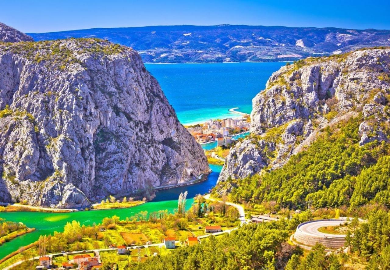 Absolute Beach Holidays Daire Dugi Rat Dış mekan fotoğraf